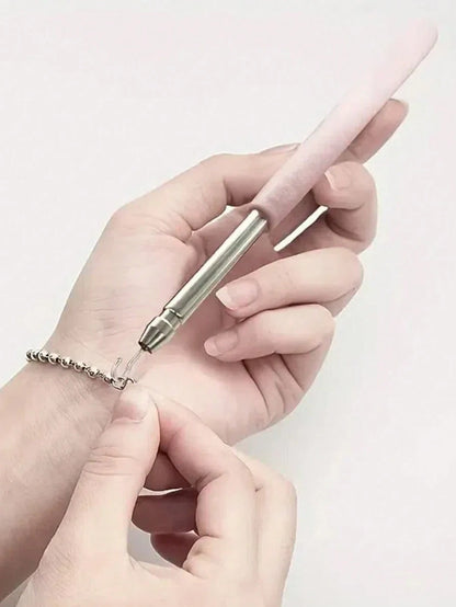 1/2/4Pcs Stainless Steel Bracelet Wearing Aid, Odorless Battery-Free Scalable Hook Tool For Jewelry & Necklace Styling