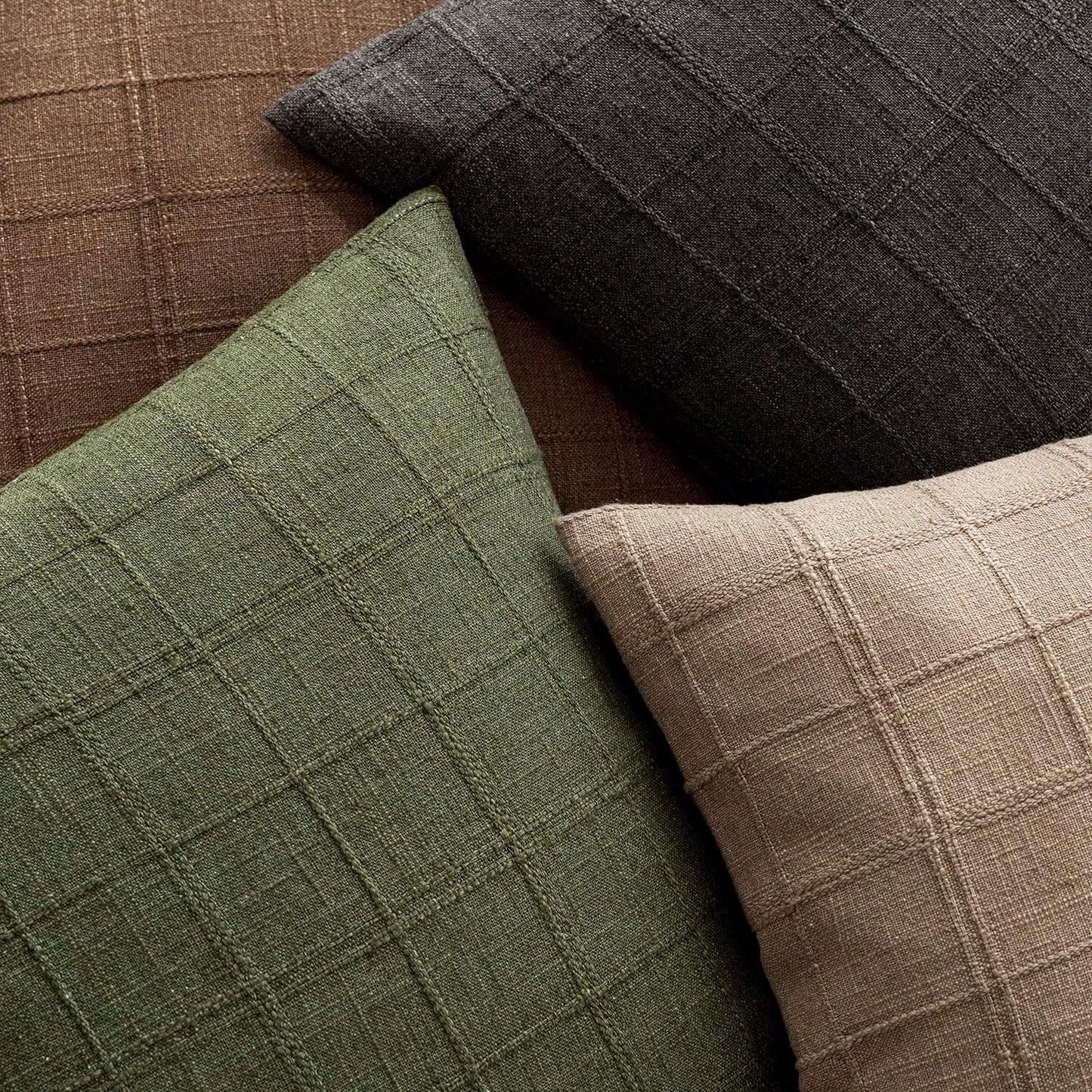 1/2pcs Olive Green (No Filling) Classic Plaid Throw Pillow Cover, Fashionable Minimalist 3D Grid Style Vintage Texture Cushion Cover, Suitable For Home Sofa, Bedroom, Decor, Gift, Party, All Seasons