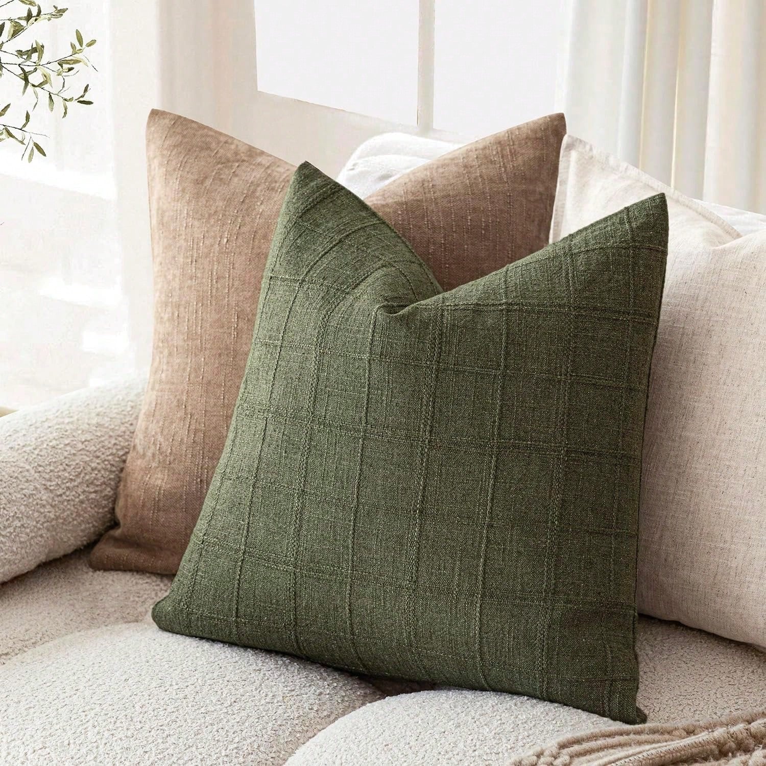 1/2pcs Olive Green (No Filling) Classic Plaid Throw Pillow Cover, Fashionable Minimalist 3D Grid Style Vintage Texture Cushion Cover, Suitable For Home Sofa, Bedroom, Decor, Gift, Party, All Seasons