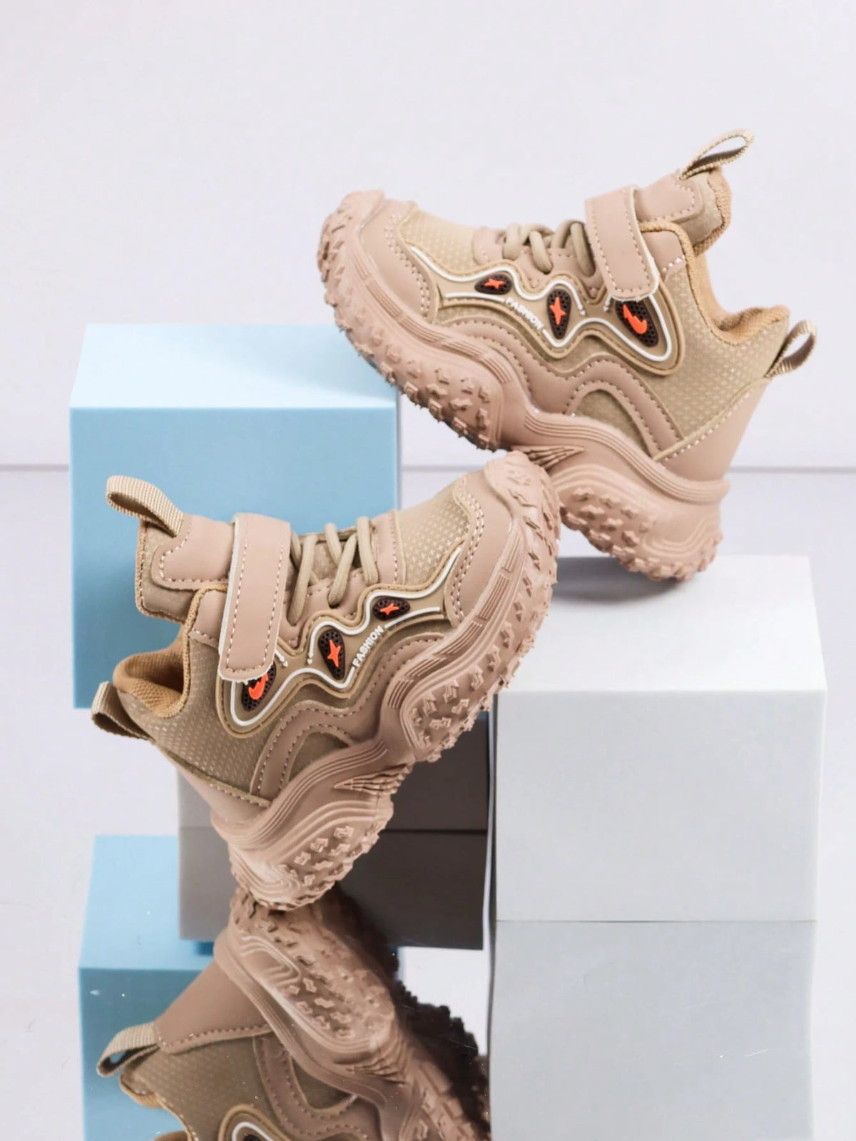 1 Pair Baby Sports Shoes Spring Autumn Fashion New Kids White Shoes Soft Sole Anti-Slip Boys Casual Skate Shoes Infant Breathable Shoes Soft Upper Breathable Sports Shoes, Suitable For Boys And Girls