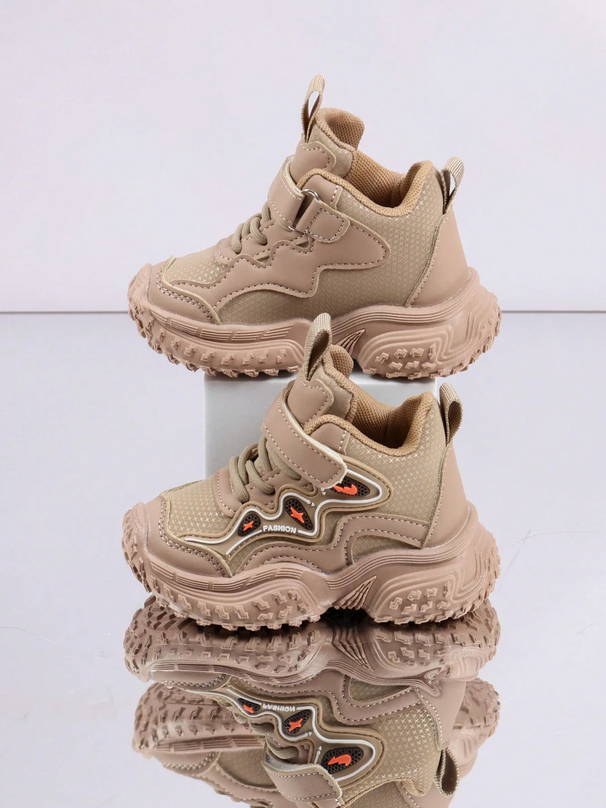 1 Pair Baby Sports Shoes Spring Autumn Fashion New Kids White Shoes Soft Sole Anti-Slip Boys Casual Skate Shoes Infant Breathable Shoes Soft Upper Breathable Sports Shoes, Suitable For Boys And Girls