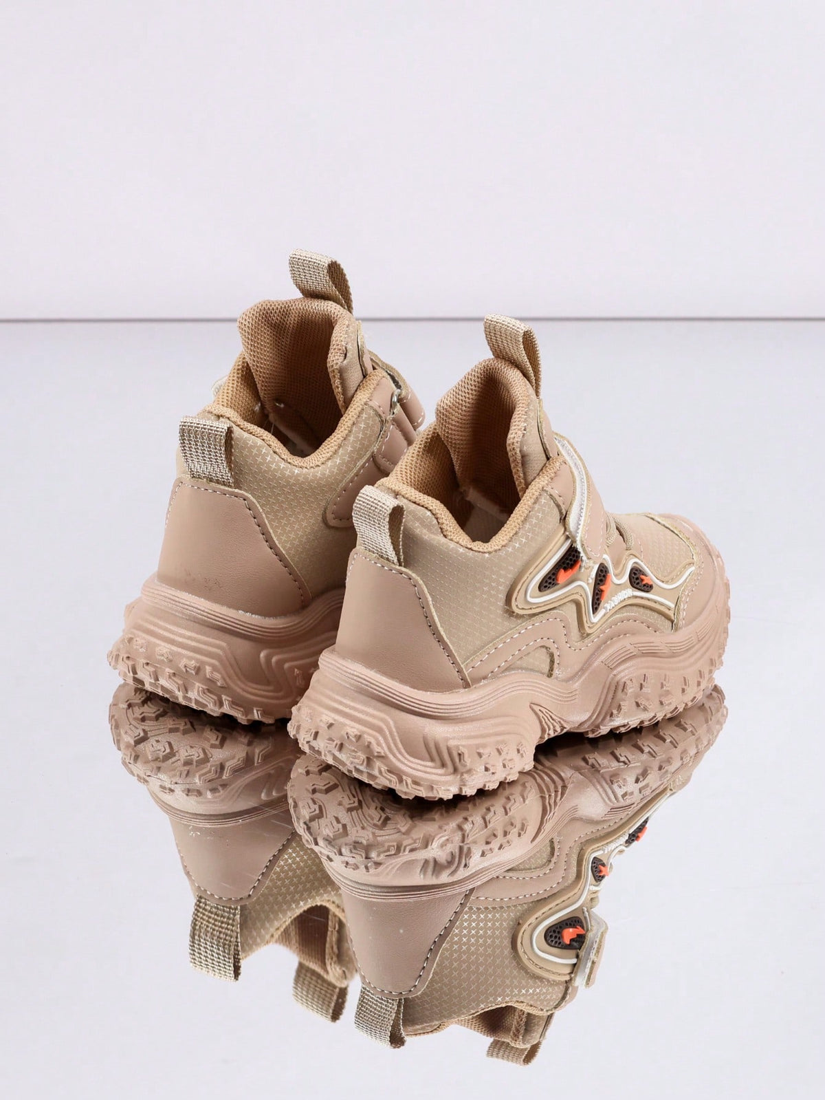 1 Pair Baby Sports Shoes Spring Autumn Fashion New Kids White Shoes Soft Sole Anti-Slip Boys Casual Skate Shoes Infant Breathable Shoes Soft Upper Breathable Sports Shoes, Suitable For Boys And Girls