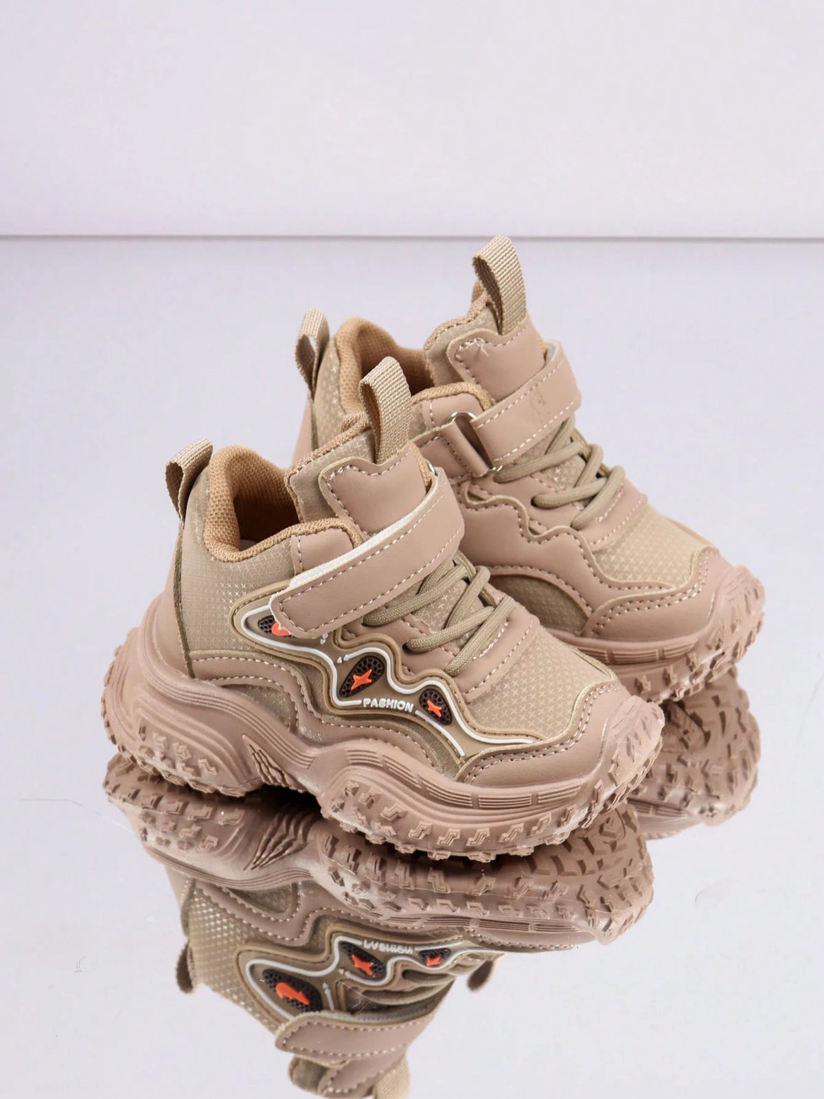 1 Pair Baby Sports Shoes Spring Autumn Fashion New Kids White Shoes Soft Sole Anti-Slip Boys Casual Skate Shoes Infant Breathable Shoes Soft Upper Breathable Sports Shoes, Suitable For Boys And Girls