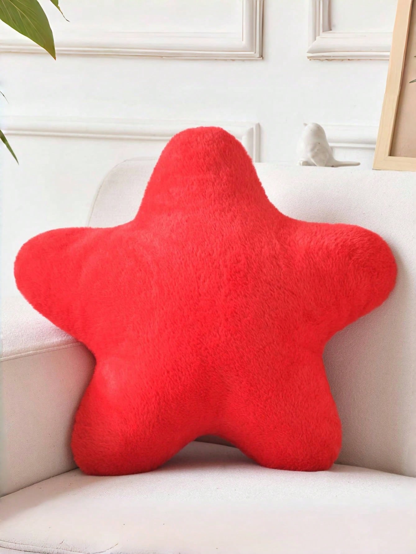 11.81"/15.74" Cute Star Shaped Throw Pillow, Soft Faux Fur Material, Christmas Decoration For Sofa, Bedroom, Living Room, Great Christmas Gift For Family And Friends