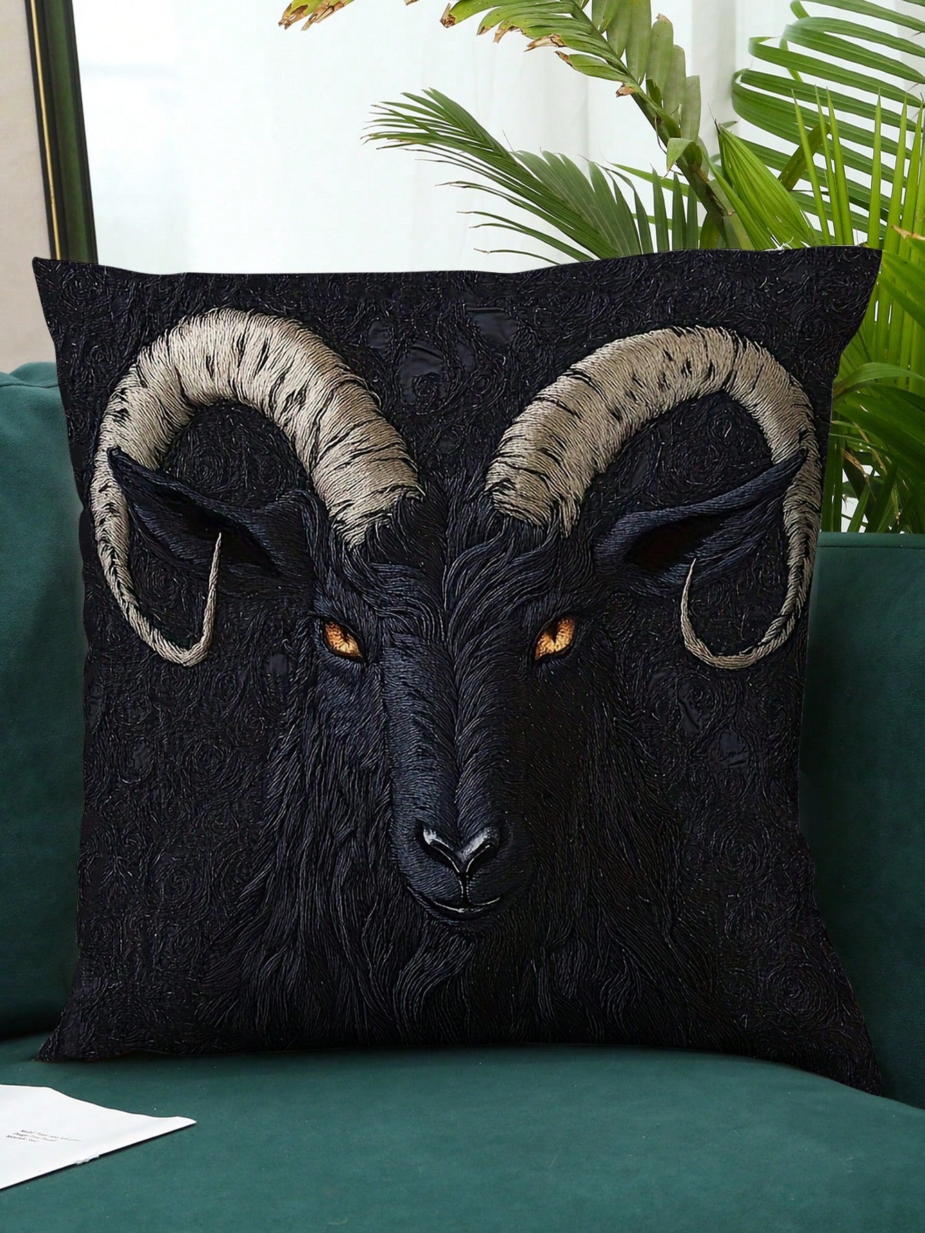 1pc 2D Flat Printing Vintage Style Goat Design Pillowcase, Non-Real Embroidery 18x18 Inches, Short Plush Polyester, Single-Side Print, Zipper Closure, Machine Washable, For Car, Home, Room, Party Deco