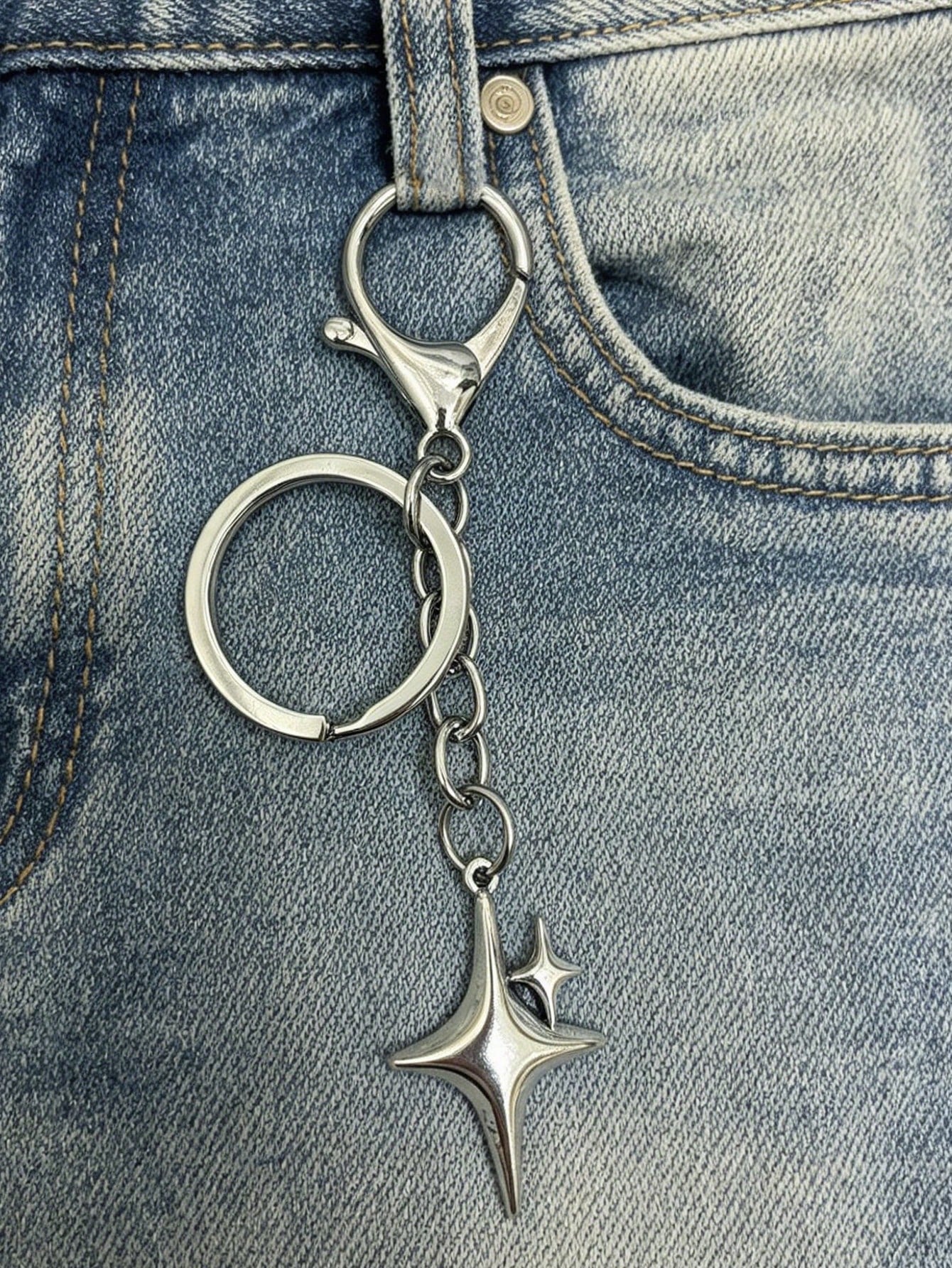 1pc Creative Four-Pointed Star Pants Chain, Keychain Pendant, Alloy Star Moon Decor For Phone/Bag, Suitable For Daily Wear, Y2K Aesthetic