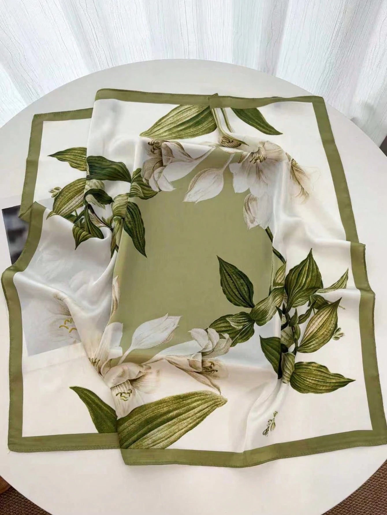 1pc Faux Silk Printed Square Scarf Headband Fashion Multifunctional Small Neck Scarf Suitable For Daily Use