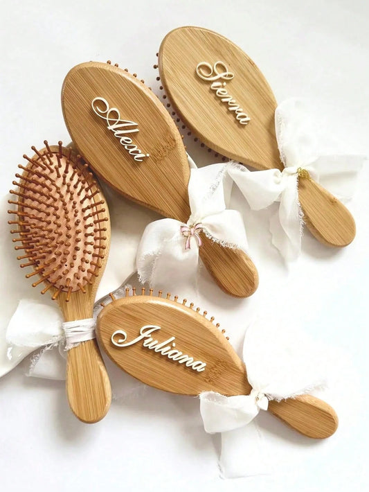 1pc Personalized Bamboo Hair Comb With Name Engraved, Anti-Static Hair Brush, Portable Hair Accessories, Wedding Anniversary Birthday Gift, Bridesmaids Gift, Customized Name Hair Brush For Mom Wife Si