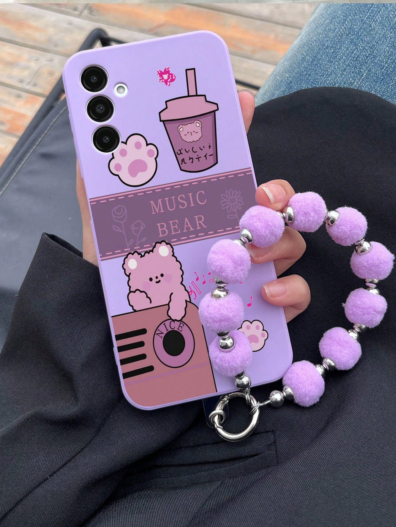 1pc Solid Color TPU Coffee Bear Pattern Shockproof Phone Case And 1pc Solid Color Pom Pom Bracelet, Suitable For/Apple Phone Case/Matching Phone Case/Phone Case With Lanyard/Fun Phone Case/Android Ph