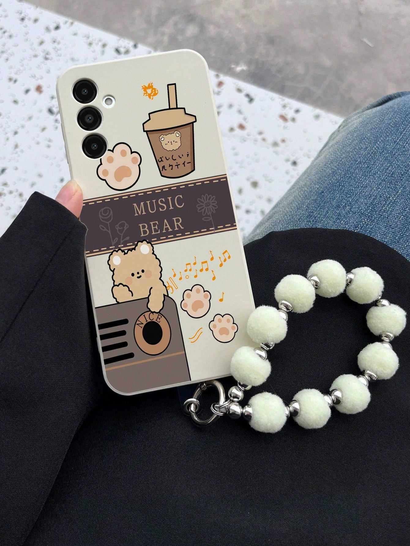 1pc Solid Color TPU Coffee Bear Pattern Shockproof Phone Case And 1pc Solid Color Pom Pom Bracelet, Suitable For/Apple Phone Case/Matching Phone Case/Phone Case With Lanyard/Fun Phone Case/Android Ph