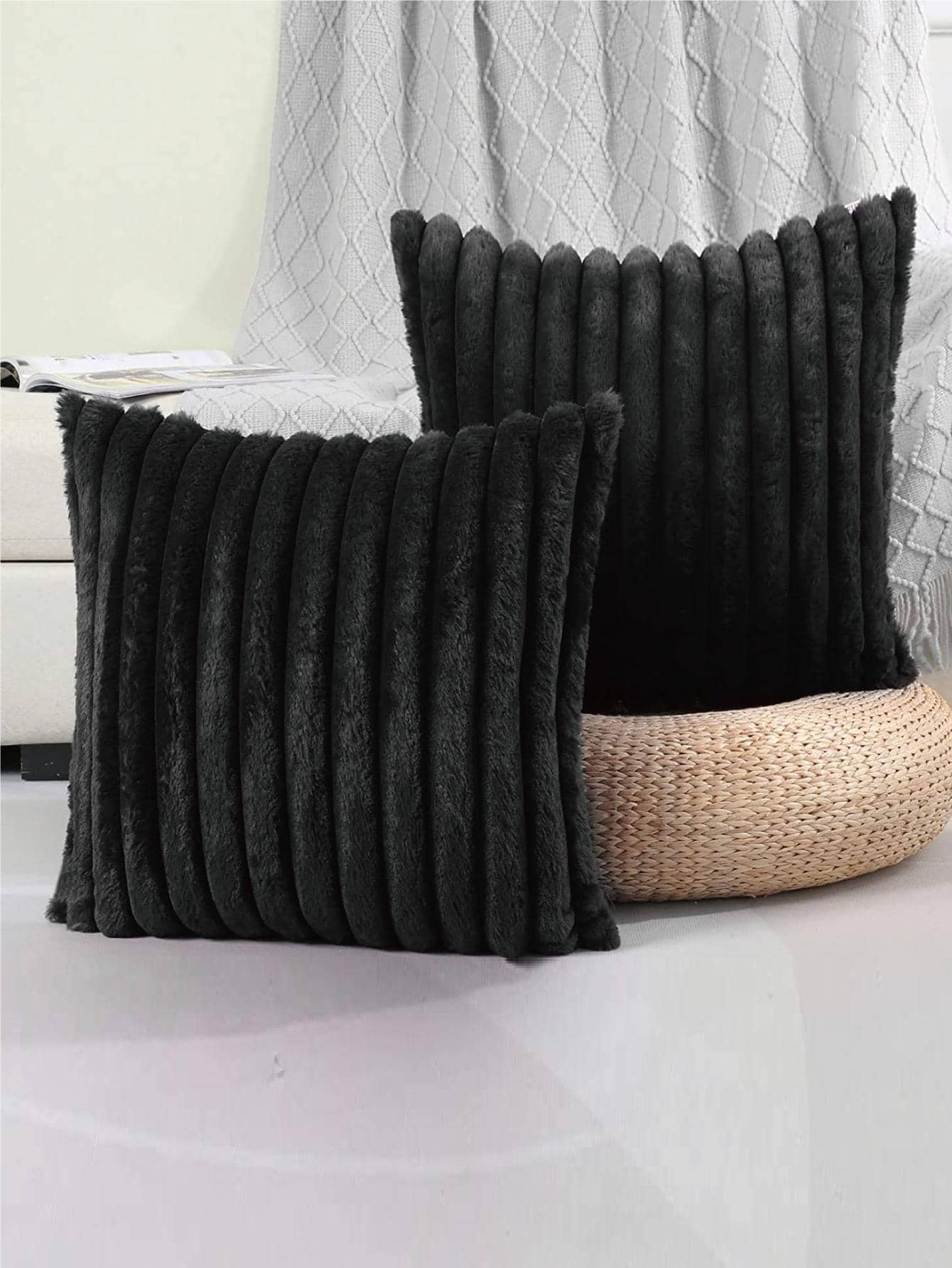 1pc Solid Color Velvet Pillow Cover (Pillow Insert Not Included), Modern Flannel Decorative Throw Pillow Case, Home Decor