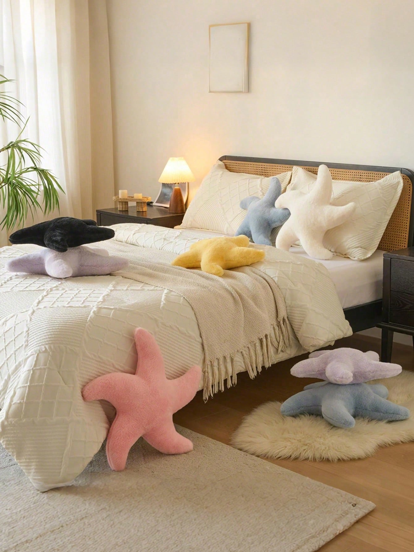 1pc Starfish Plush Pillow, Cute Decorative Cushion Suitable For Sofa, Bed, Aesthetic Room Decor Accessory, Soft Faux Fur, Suitable For Bedroom, Living Room, Party Gift, Outdoor Garden Cushion, Summer
