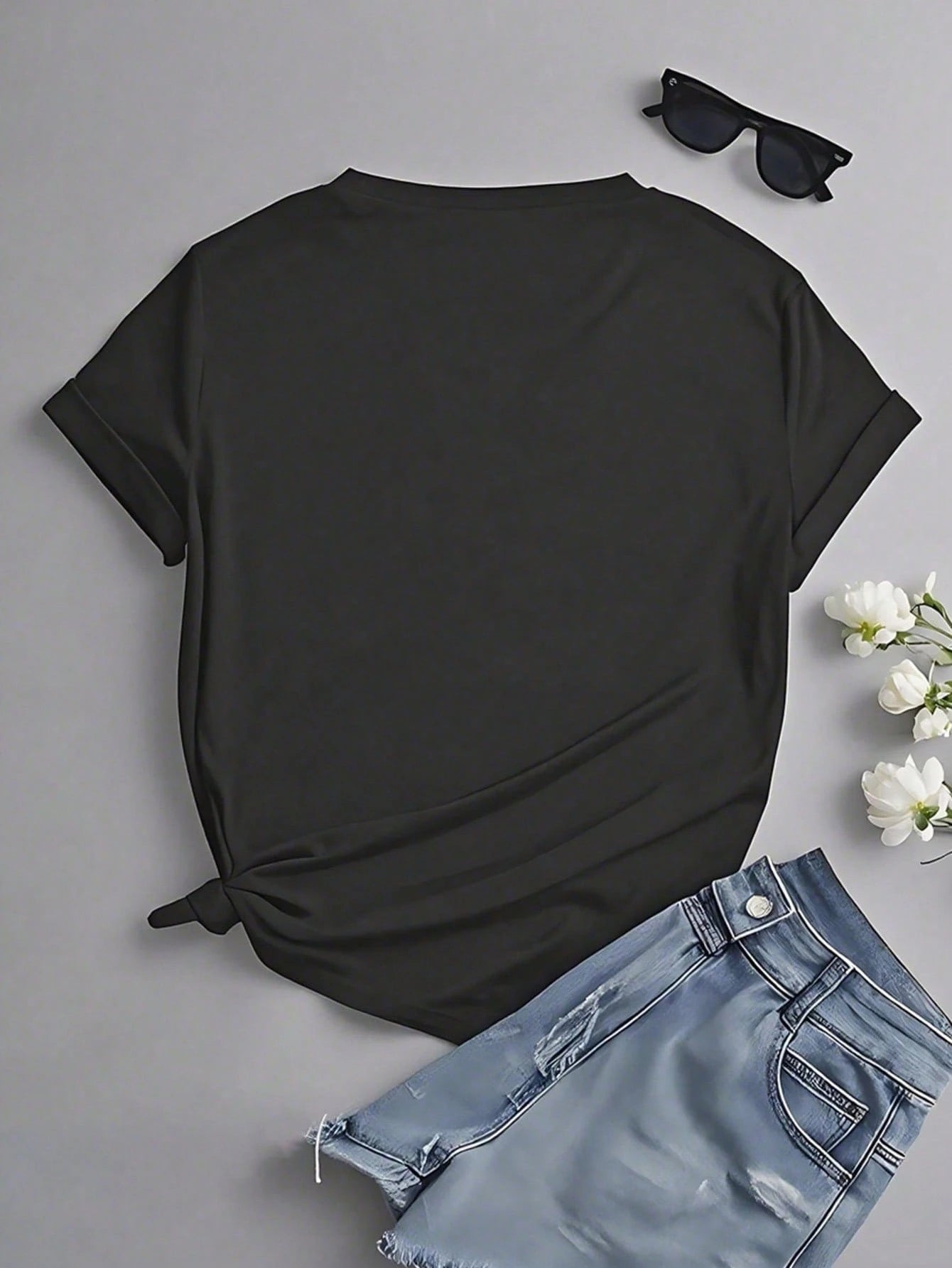 1pc(T-Shirt),Women's Virgo Zodiac T-Shirt- White Oversized Short Sleeve Top With Virgo Symbol & Astrological Print, Soft Round Neck Casual Tee For Virgo Season Birthdays, Casual Attire & Gifts (Loose