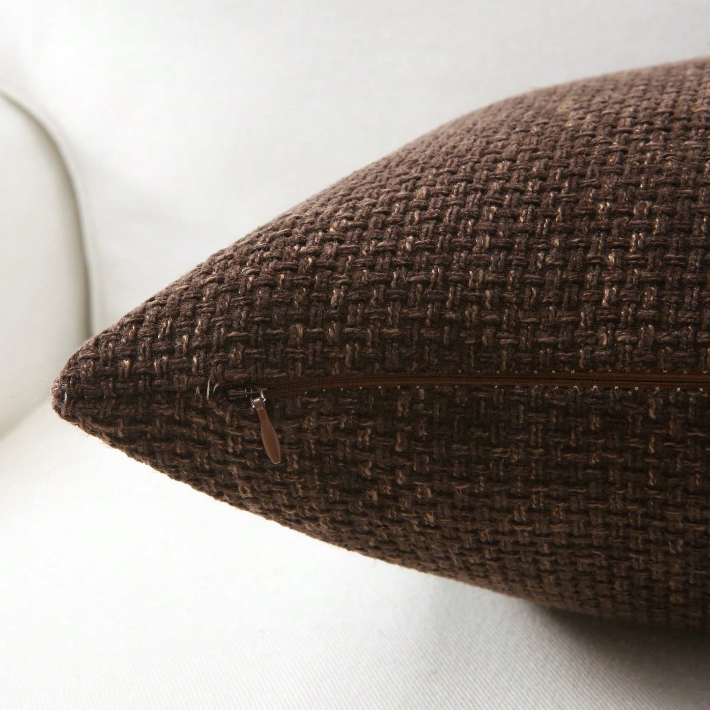 1pc Woven Textured Throw Pillow Cover, 18X18 Inch Coffee Brown Cushion Sham, Soft Chenille Pillow Case, Retro Seasonal Square Pillow, Nordic Solid Color Square Sofa Cushion, Farmhouse Woven 20X20 Inch