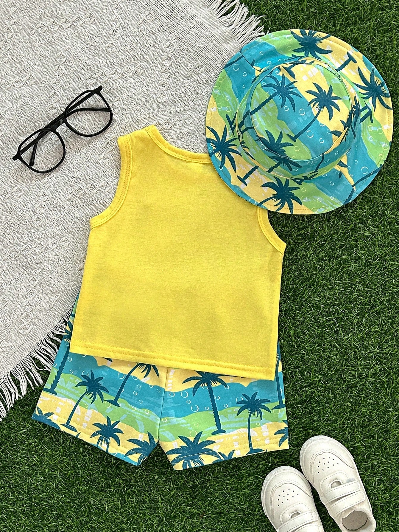 3pcs/Set Unisex Baby Boy/Girl Pastel Yellow Summer Casual Beach Holiday Tropical Plant Print Sleeveless Knit Top, Shorts And Sun Hat Outfit Set