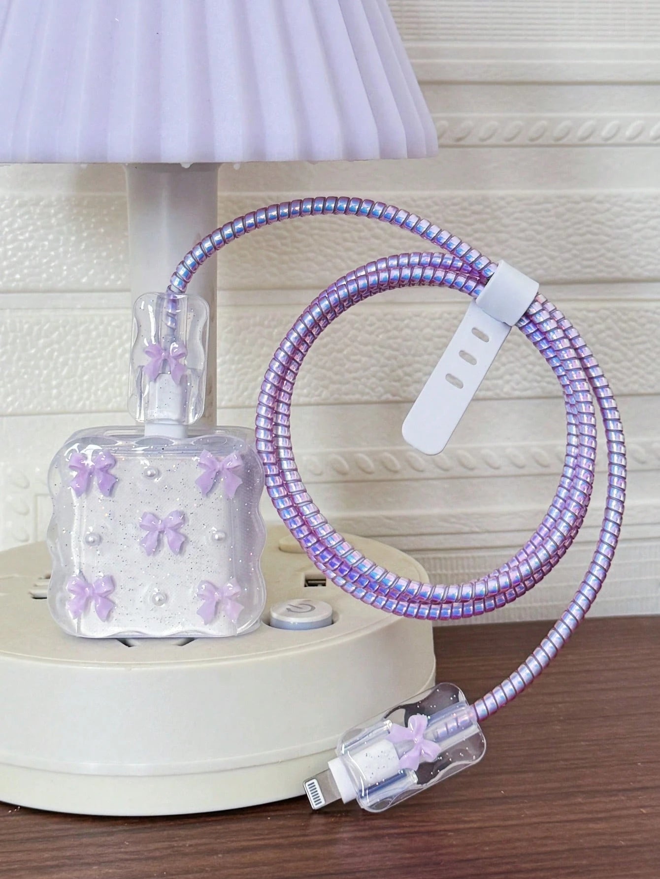 5pcs Purple Bow & White Pearl Design Charging Accessory Set (20W/18W), Includes Charging Cable Protector, Charger Head Cover, Compatible Charging Cable Protector, Charger Accessories, Phone Accessorie