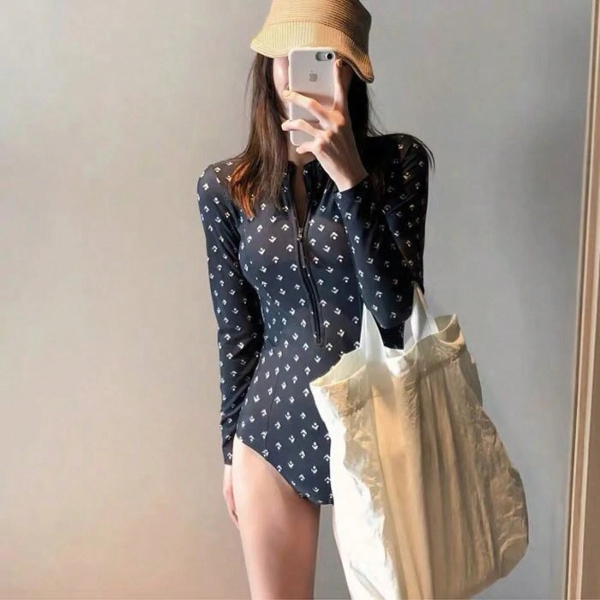 Beach Outfits Women, One-Piece Swimsuit, Long-Sleeved Suit Sports And Swimming