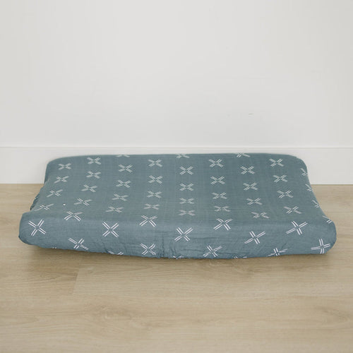 Blue X Changing Pad Cover Freshly Picked + Mebie Baby