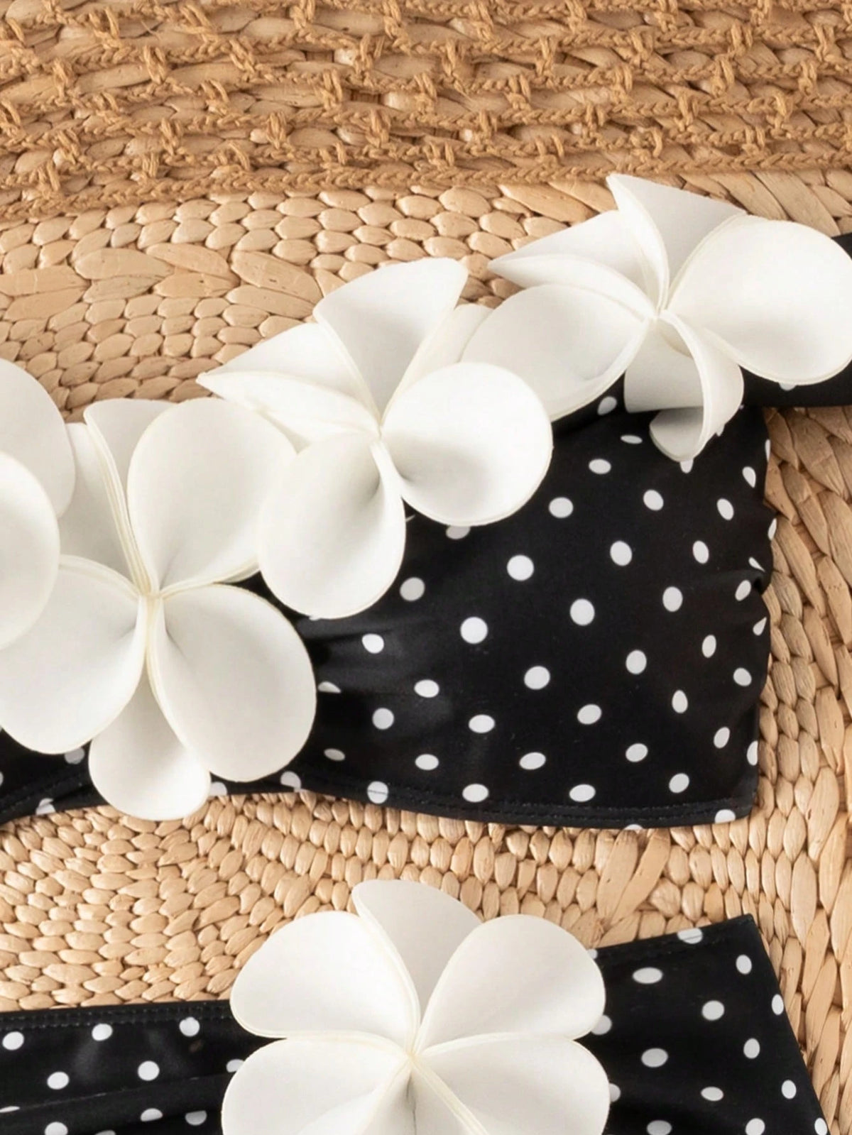 Bonvoyette Women Bikini Swimsuit 2-Piece Set White With Black Polka Dots,Summer,Casual,Holiday,Vacation,Holiday 3D Floral Wireless Knitted Elegant Party