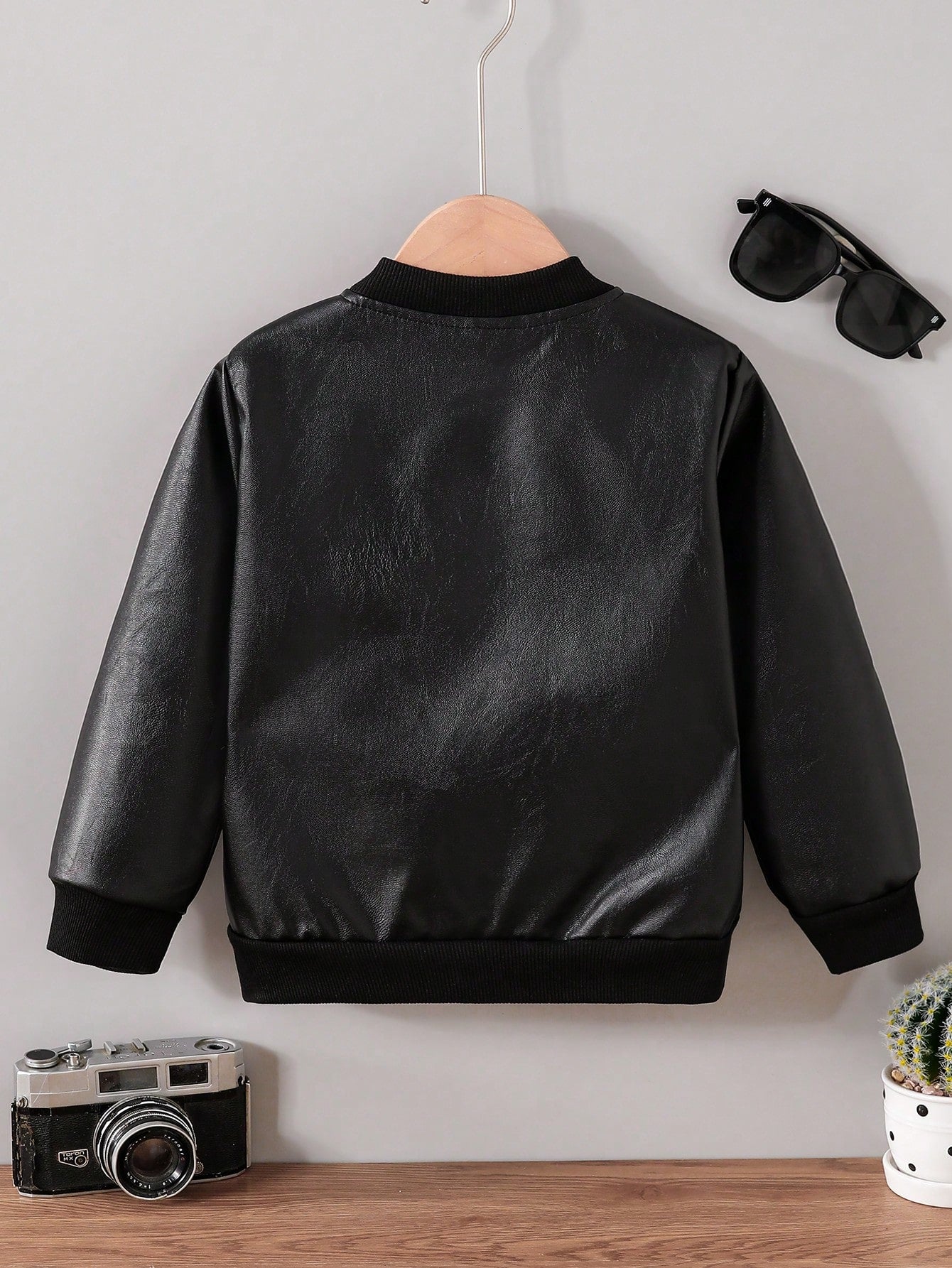 Boys' New Energetic Black PU Leather Long Sleeve Zipper Jacket, Fashionable Embroidered Pattern, Comfortable Fabric, Stylish Fit, Autumn/Winter New Arrival, Suitable For Multiple Seasons And Occasions