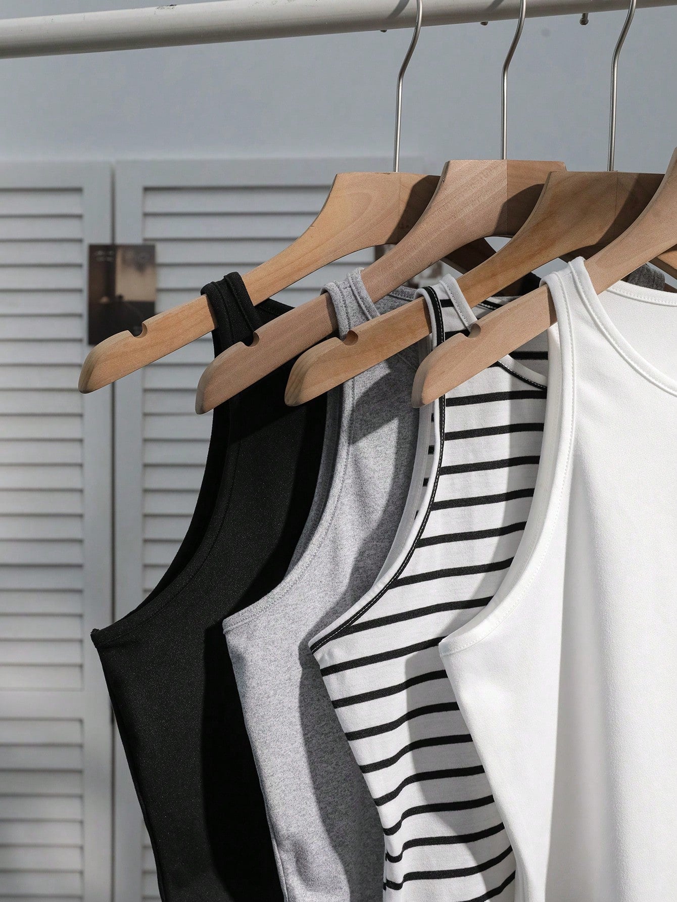 Comfortcana 1 Set Plus Size Women's Casual Formal Black Grey Black And White White Camisole, Versatile Sexy Fitted Tank Top For Summer Back To School Evening