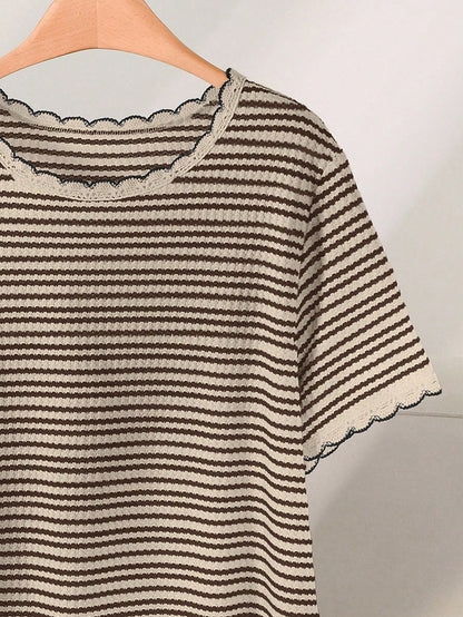 CosyJoli Plus Size Women Summer Casual Striped Loose Fit Round Neck T-Shirt,Slightly Sheer Spring