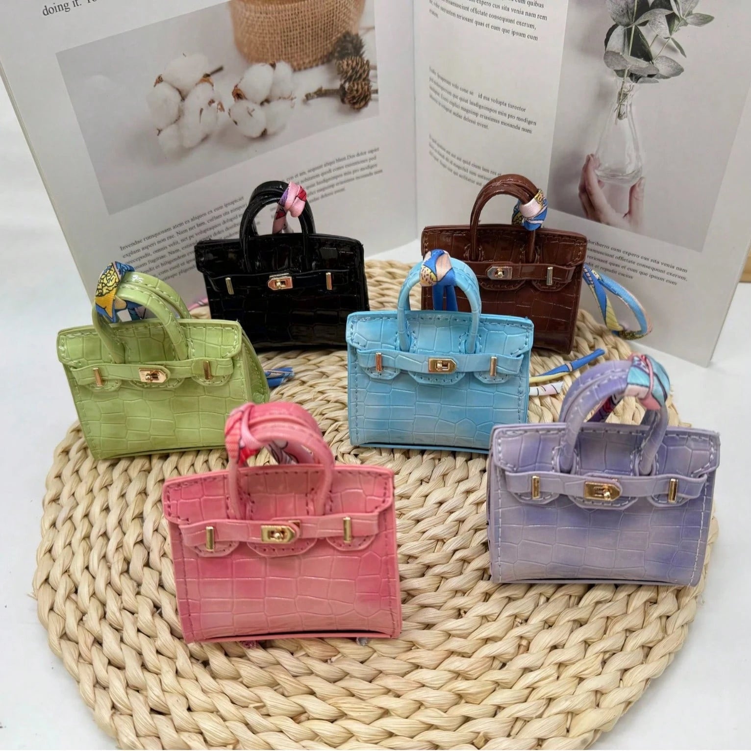Crocodile Pattern Mini Bag Charm, PU Leather Mini Purse, Cute Keychain Bag Accessory, Small Coin Pouch For Women