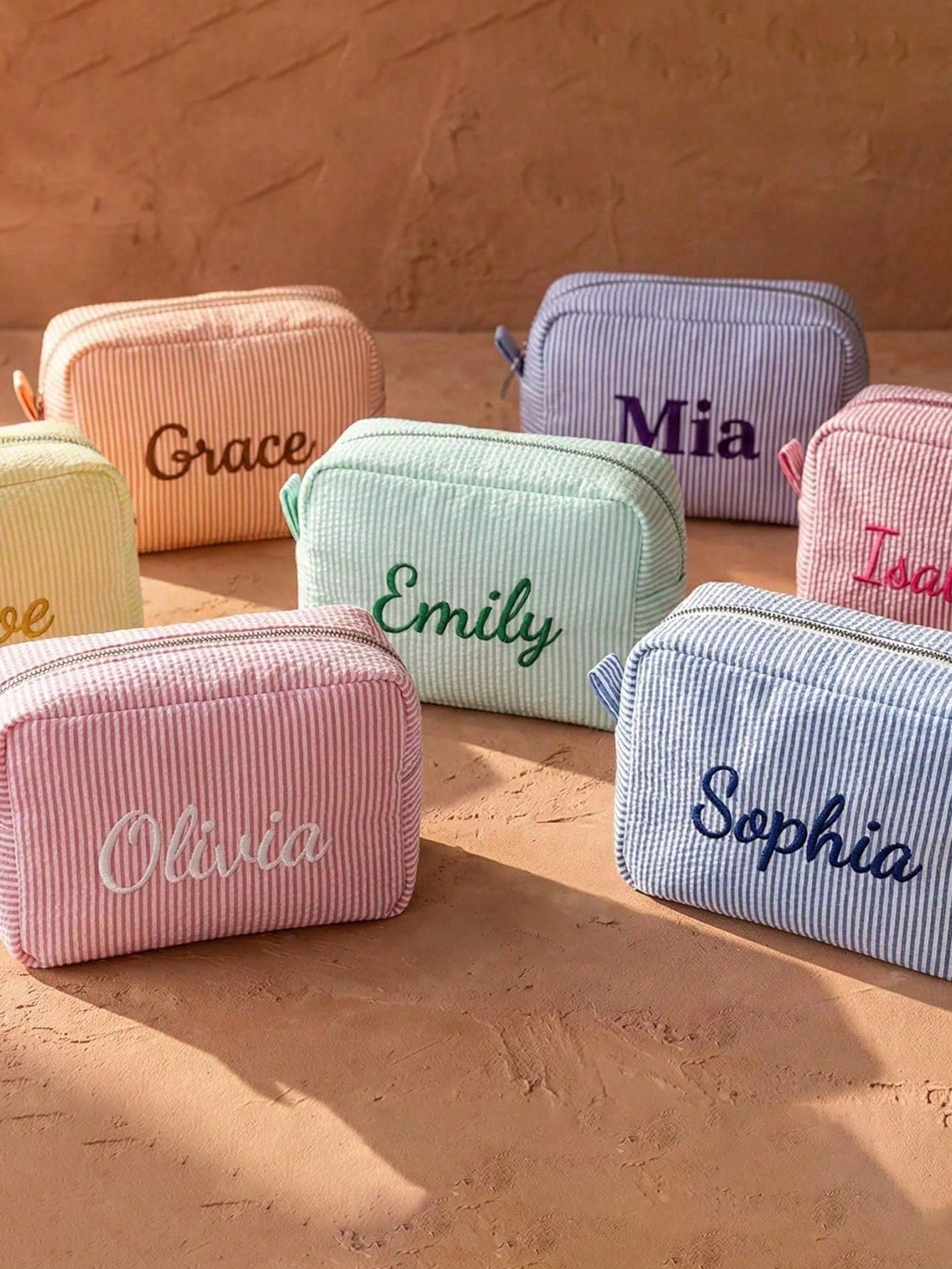 Customized Makeup Bag Travel Cosmetic Bag Personalized Storage Bag Women's Gift Toiletry Bag Sunscreen Storage Bag Bridesmaid Gift Travel Organizer Bag