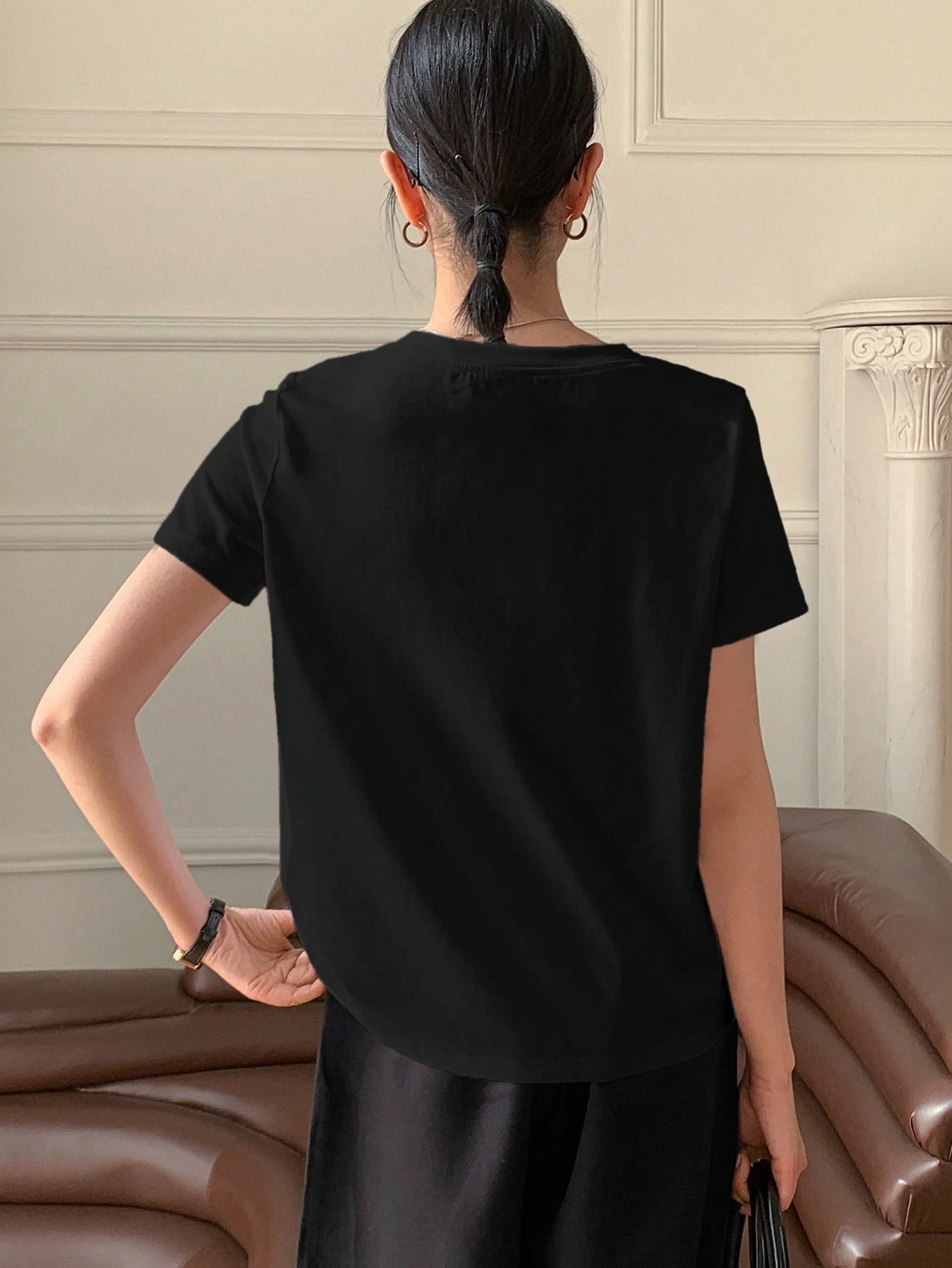 DAZY Women's V-Neck Embroidered Casual Shortsleeve T-Shirt