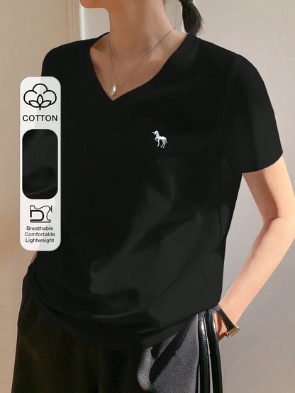 DAZY Women's V-Neck Embroidered Casual Shortsleeve T-Shirt