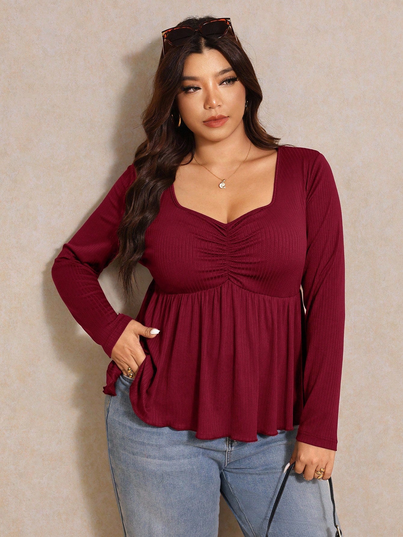 Elaquor Plus Size Women's Solid Color Sweetheart Neck Long Sleeve Ruched Casual T-Shirt Burgundy Spring Fall