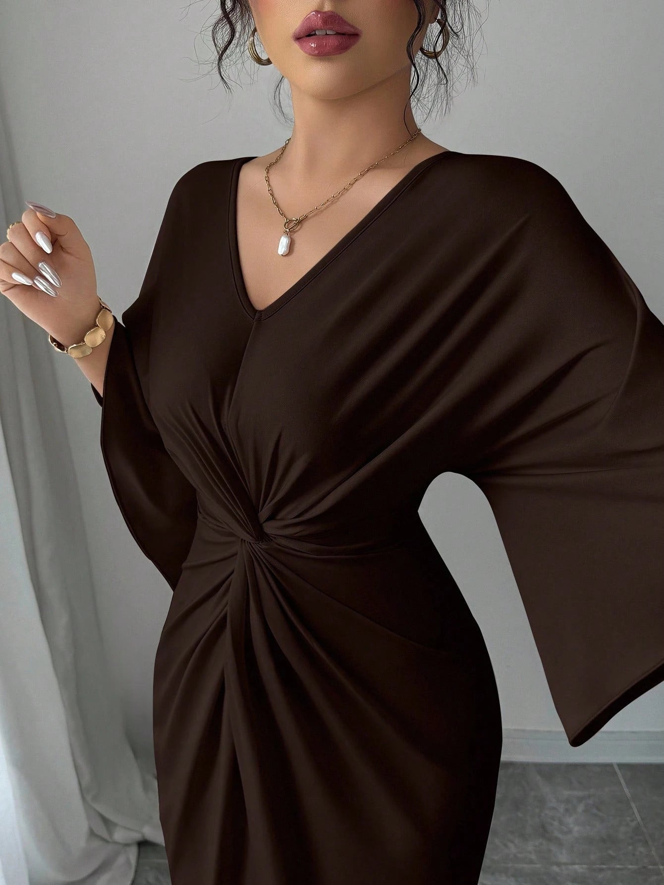 Elenzga Elegant Knitted High Elasticity Batwing Sleeve V-Neck Twist Design Women's Mid-Length Dress