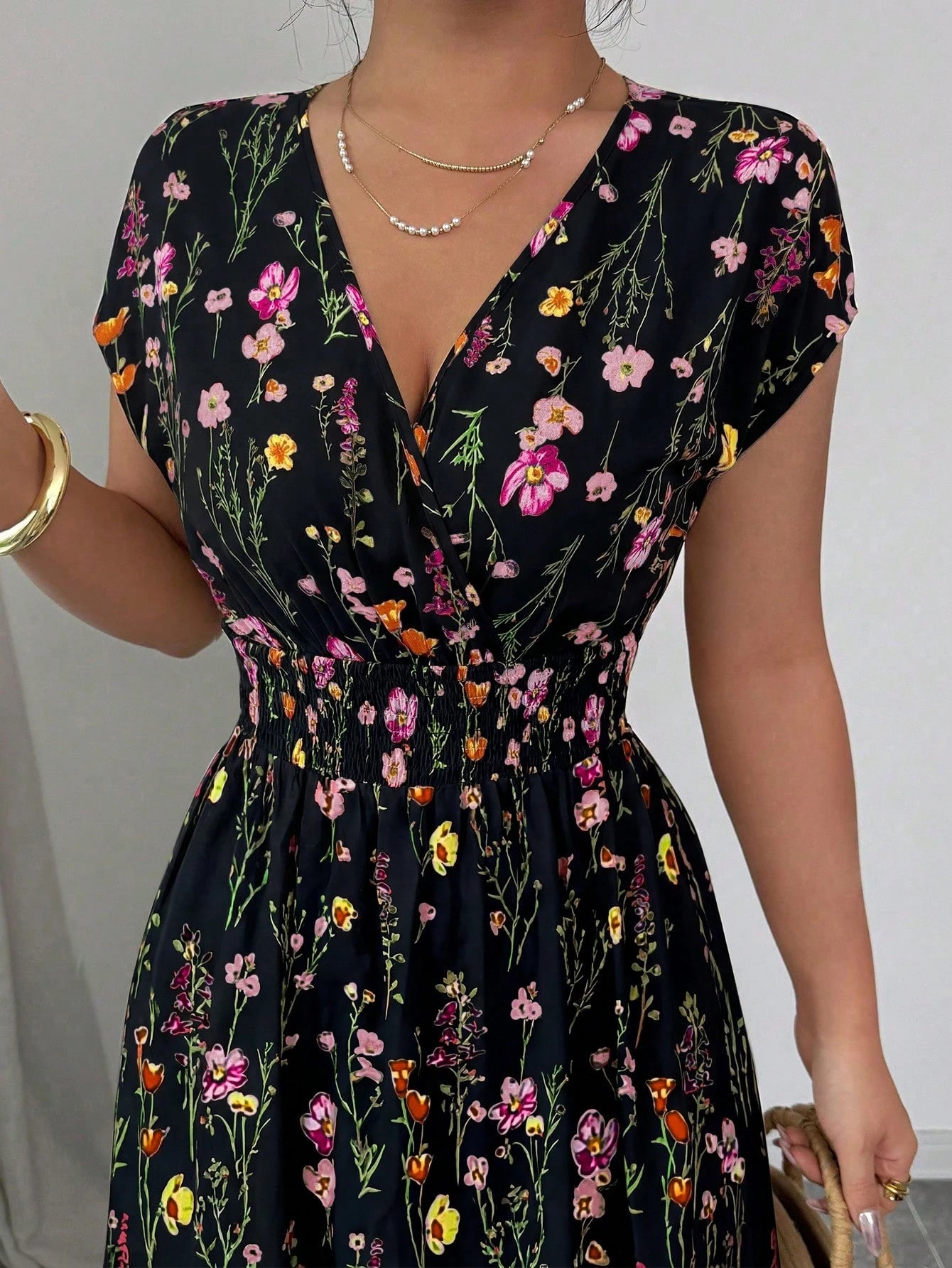 Elenzga Women's V-Neck Sleeveless Ditsy Floral Cinched Waist Maxi Dress