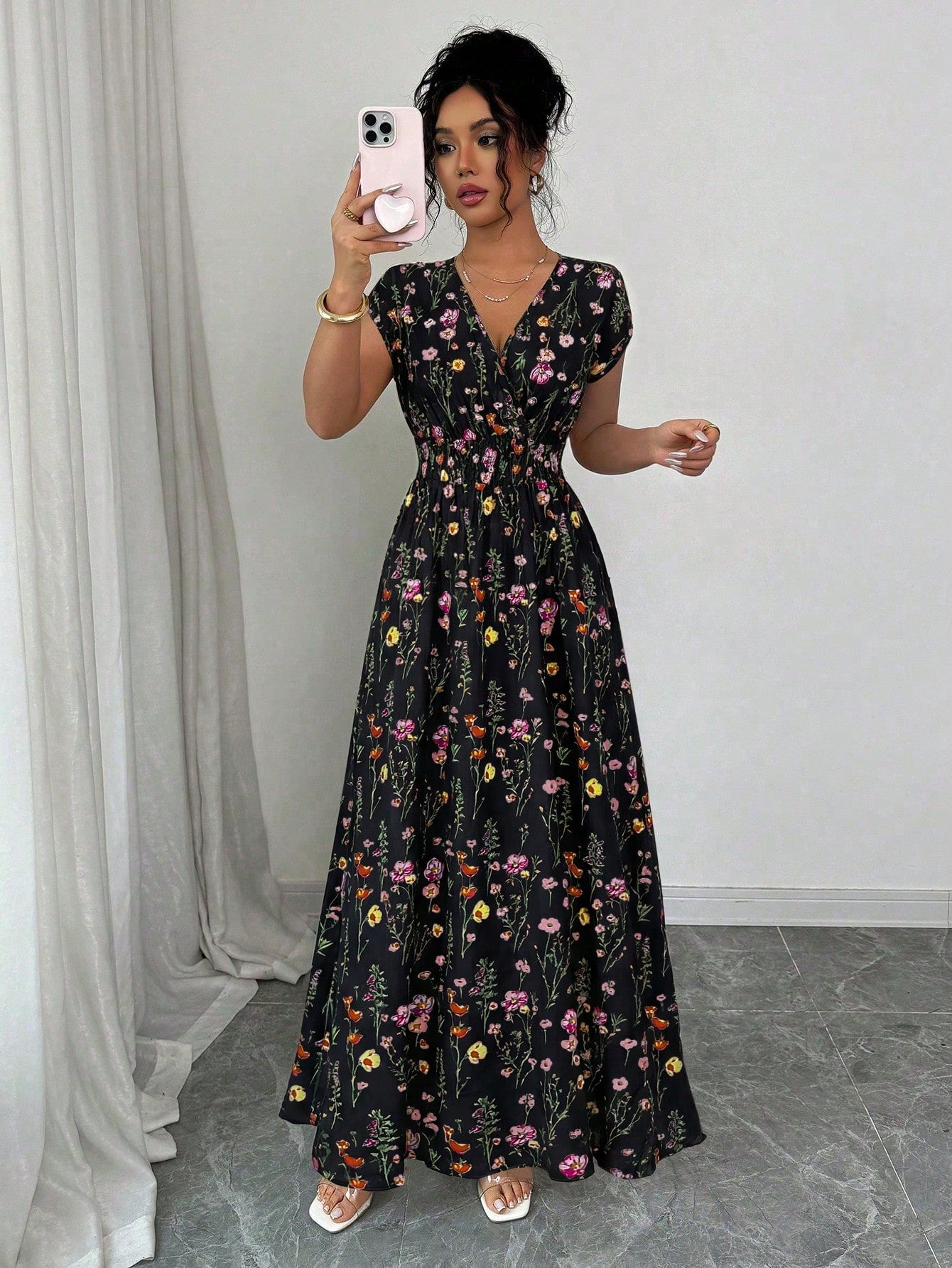 Elenzga Women's V-Neck Sleeveless Ditsy Floral Cinched Waist Maxi Dress