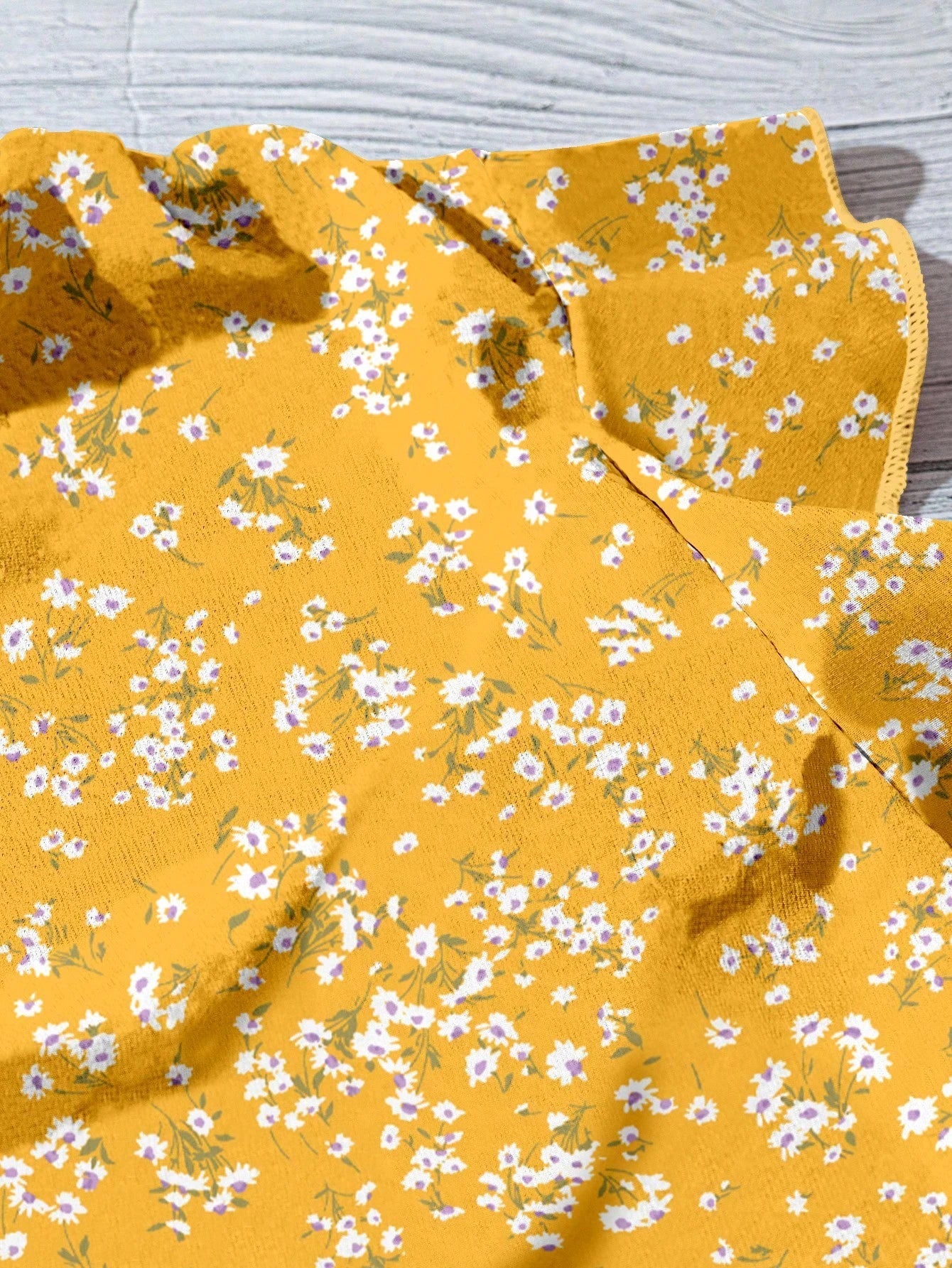 EMERY ROSE Plus Size Women's Casual Minimalist Summer Yellow Flower Print Shirt Chic Blouses For Women,Spring/Vacation Fall