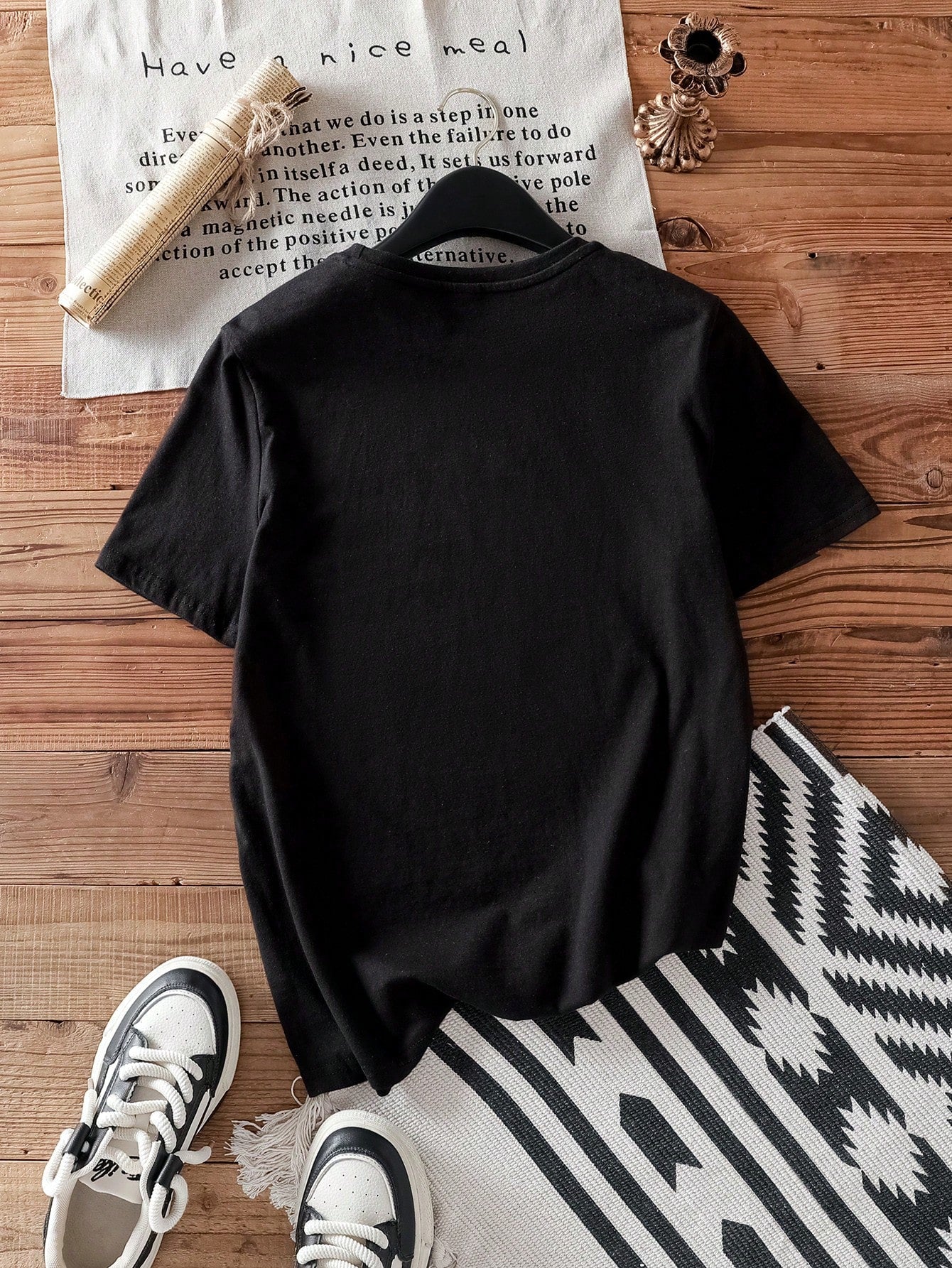 EZwear Leopard Bow Decor Casual Minimalist Print Round Neck Short Sleeve Fitted Plus Size Women T-Shirt, Suitable For Summer