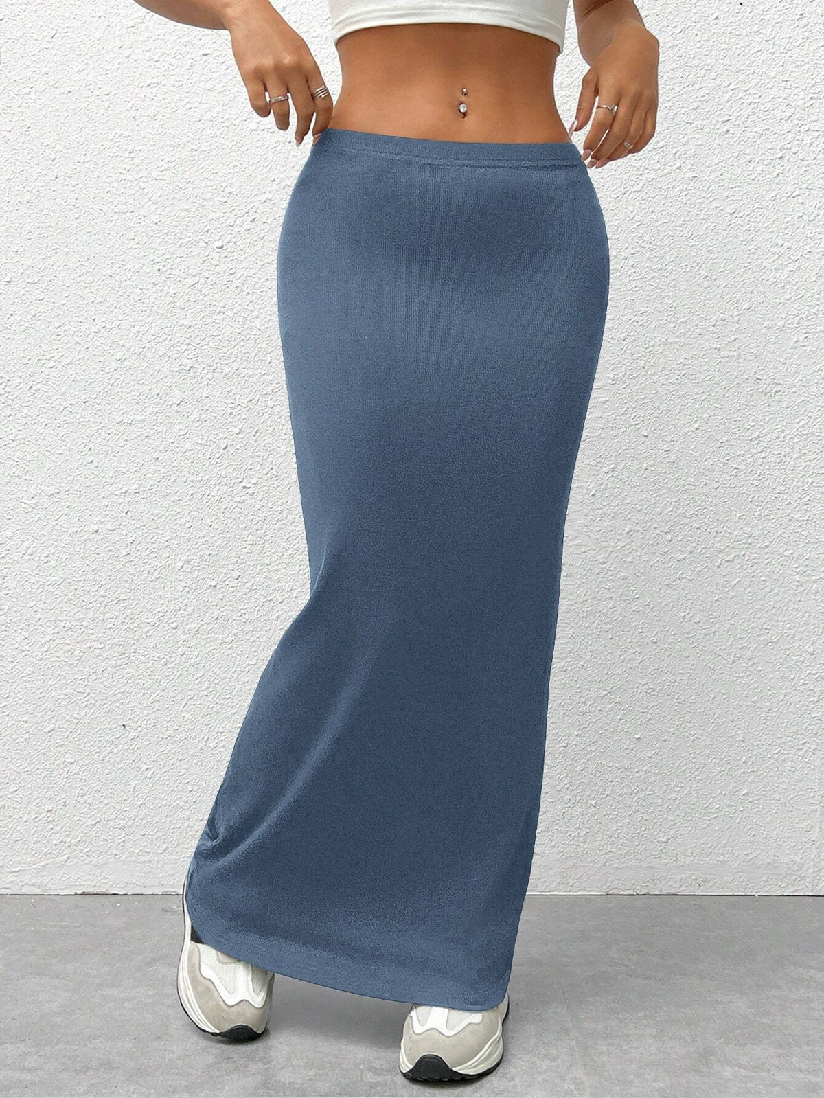 EZwear Women'S Black Knit Tight-Fit Knee-Length Skirt