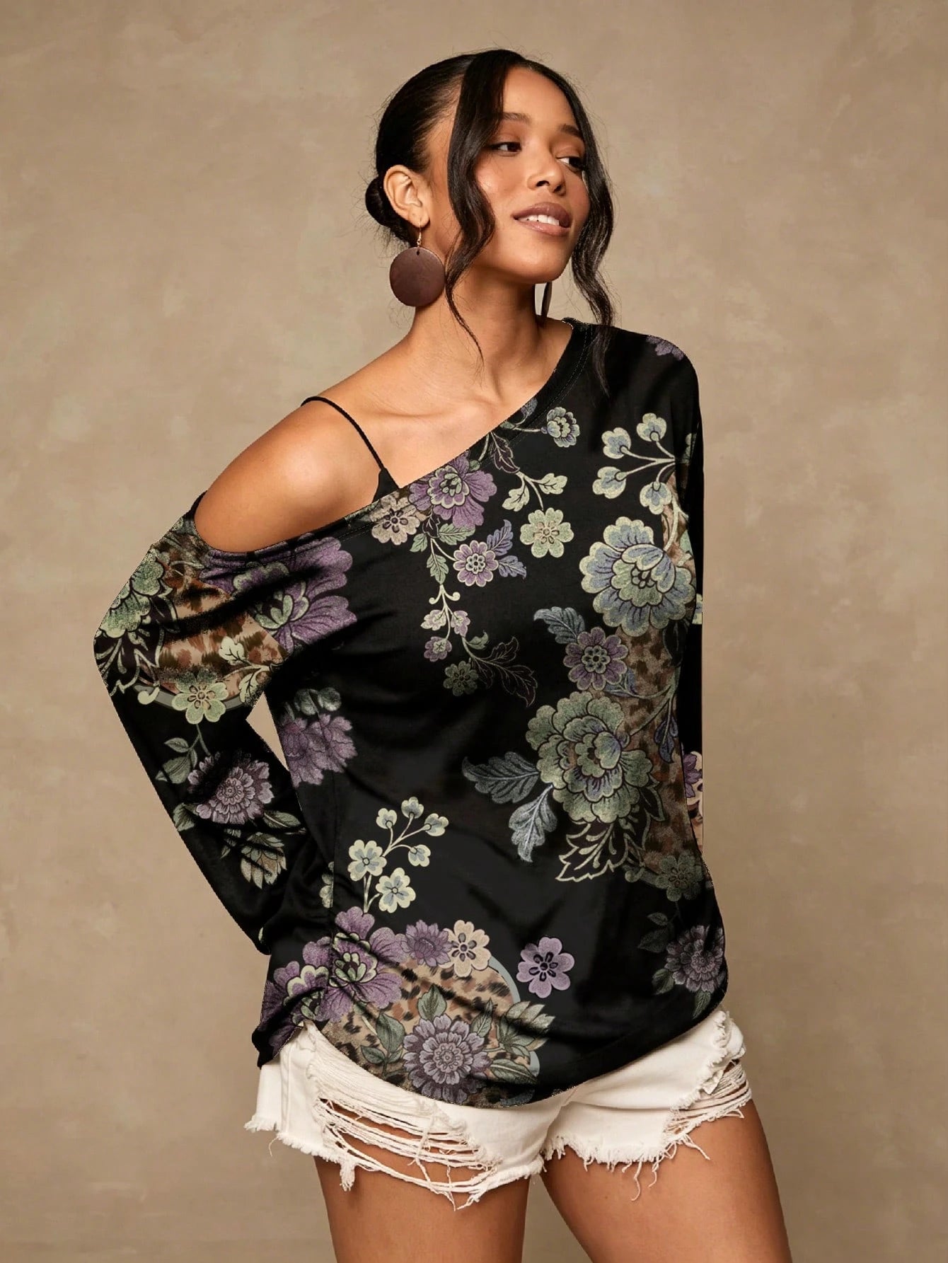 Freevana Plus Size Women's Casual Minimalist Floral Print T-Shirt Suitable For All Seasons Sexy One-Shoulder Design With Vintage Print Vacation Outfits Women