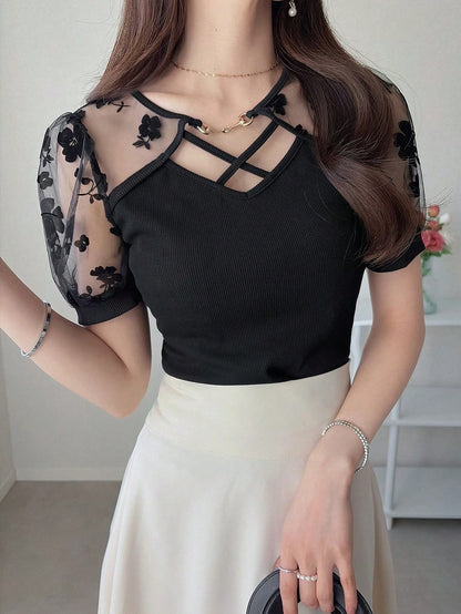 FRIFUL Women's Round Neck Flocked Patchwork Ribbed Trim Criss-Cross Decor Slim Fit Short Sleeve T-Shirt, Summer