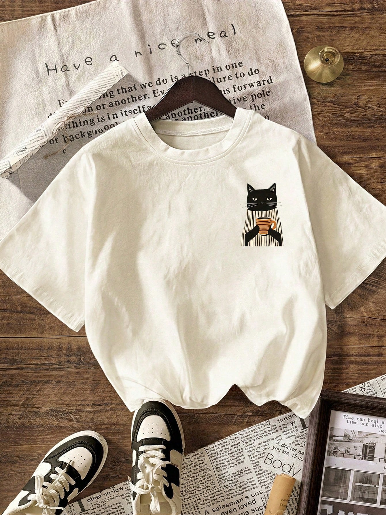 Funny Cat Drinking Coffee Green Striped Graphic T-Shirt Summer Clothes For Women Vacation Outfits, Women's Casual Round Neck Short Sleeve T-Shirt Solid Color Minimalist Fashion Suitable For Summer, Pl