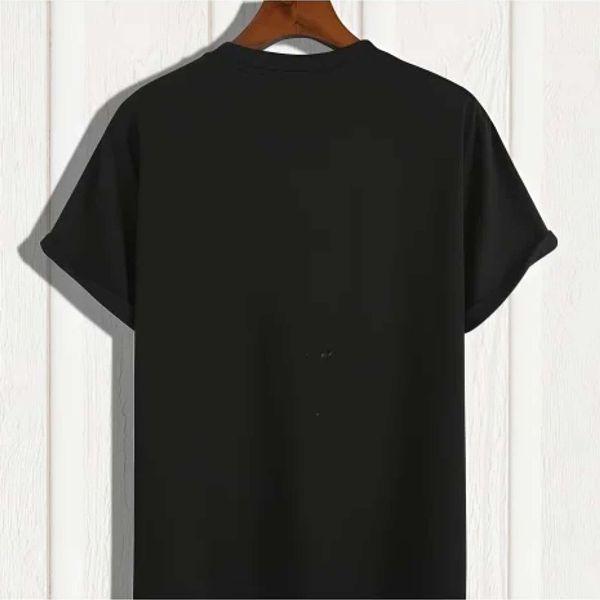 Graphic T-Shirt, Black Cat-Themed T-Shirt, White Print, Regular Fit, Crew Neck, Casual Shirt For Pet Owners, Humorous Clothing, Fun Design.