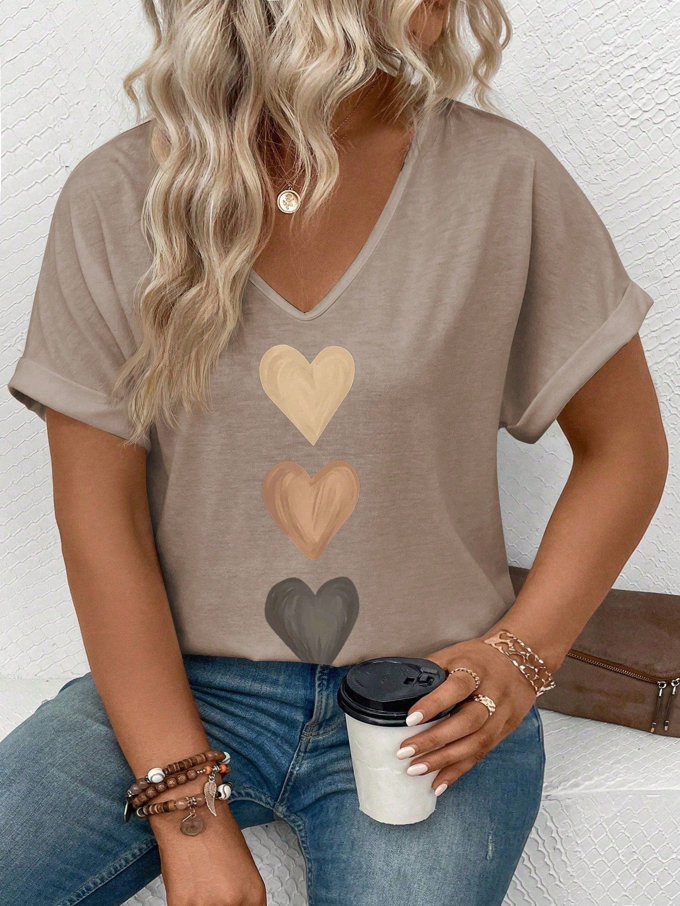 INAWLY Women's V-Neck Casual Versatile T-Shirt With Ombre Heart Print, Spring/Summer