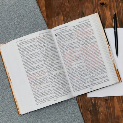 KJV, Pew Bible, Large Print, Hardcover, Black, Red Letter, Comfort Print: Holy Bible, King James Version