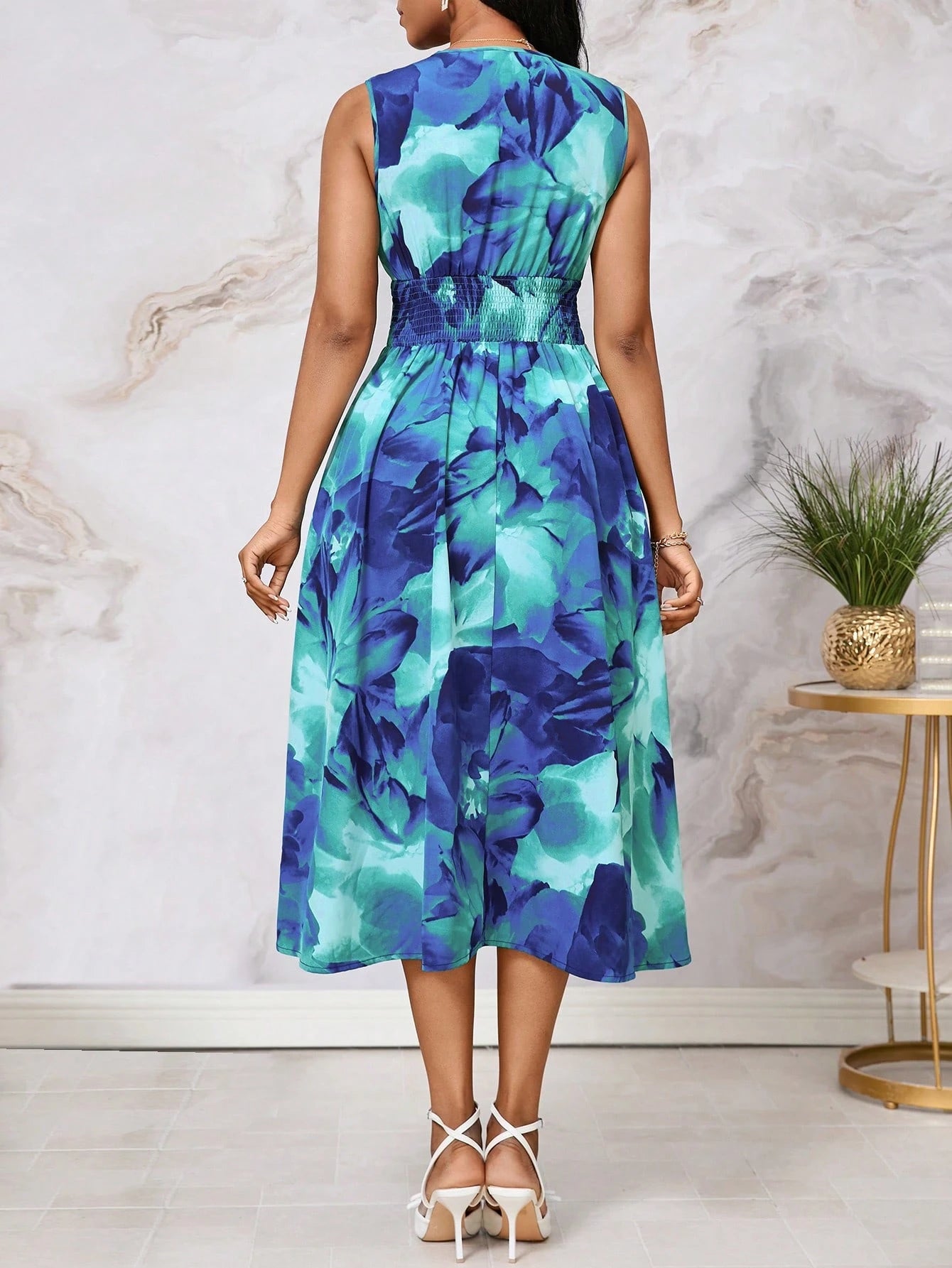 Lady Holiday Dresses Smudge-Dyed Gradient Abstract Graphic Print Mid-Length Sleeveless Summer Dress For Women Vacation Blue Floral Sexy Tropical