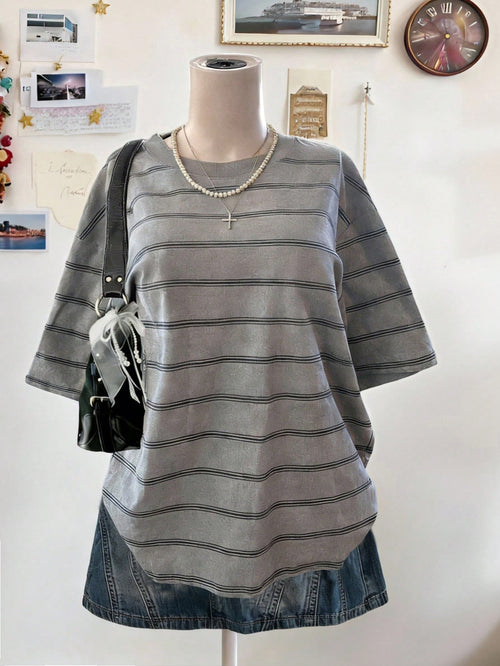 Lalippa Plus Size Women Striped Round Neck Drop Shoulder Loose T-Shirt