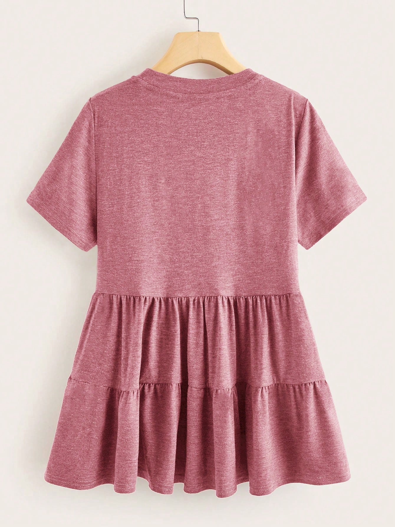 LUNE Plus Ruffle Hem Tee