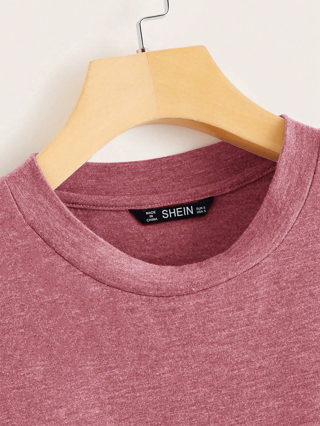 LUNE Plus Ruffle Hem Tee