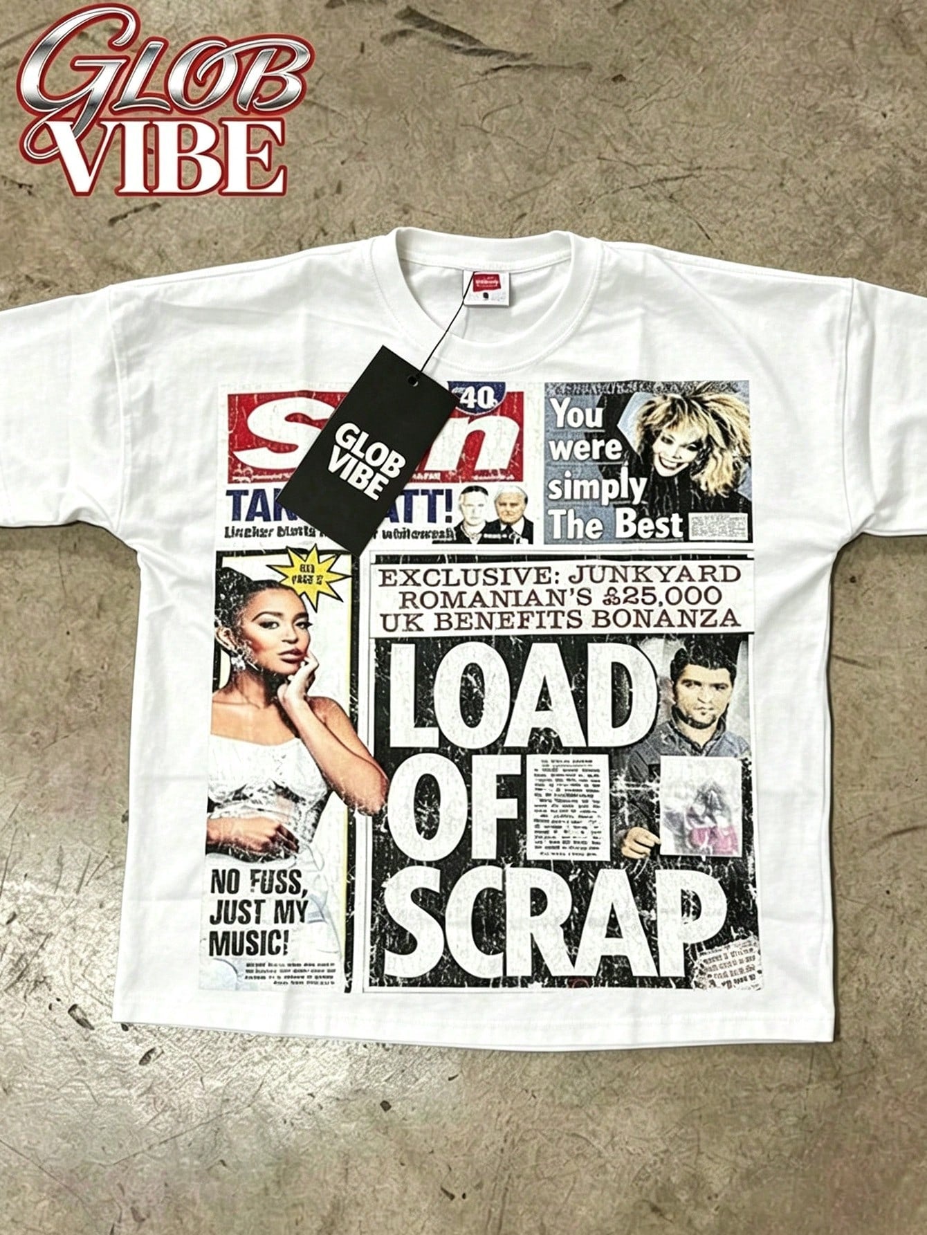 Manfinity Men Vintage Distressed Newspaper Collage Graphic T-Shirt Oversized Drop Shoulder Crew Neck Short Sleeve Streetwear Tee