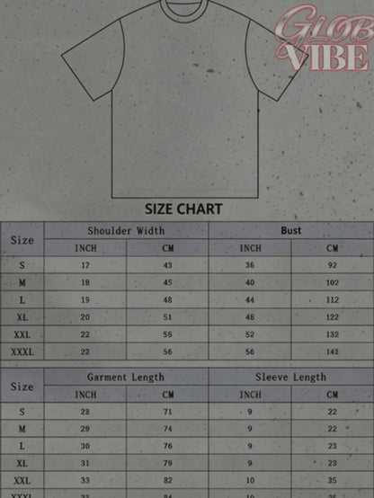 Manfinity Men Vintage Distressed Newspaper Collage Graphic T-Shirt Oversized Drop Shoulder Crew Neck Short Sleeve Streetwear Tee