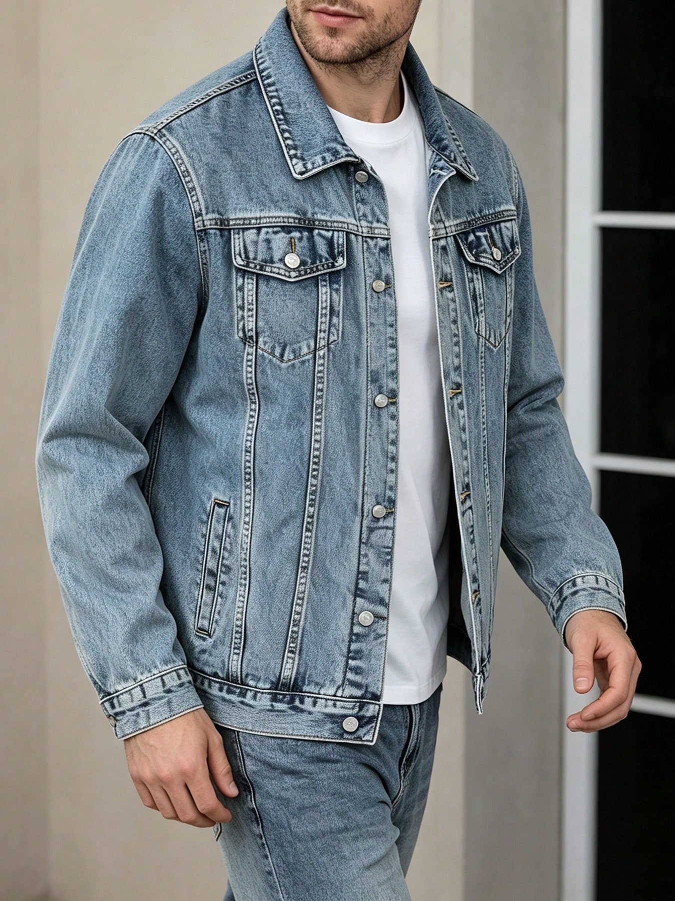 Men Vintage Light Wash Lapel Denim Jacket Button Up Long Sleeve Casual Trucker Jean Coat Double Chest Pockets
